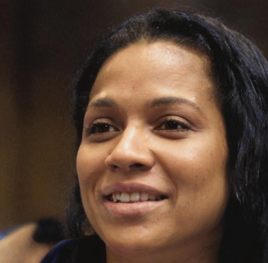 Profesional de evihotivoeharo en sesión de estrategia con cliente